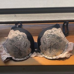 34C Victoria Secret Black and Gold Lace Push up